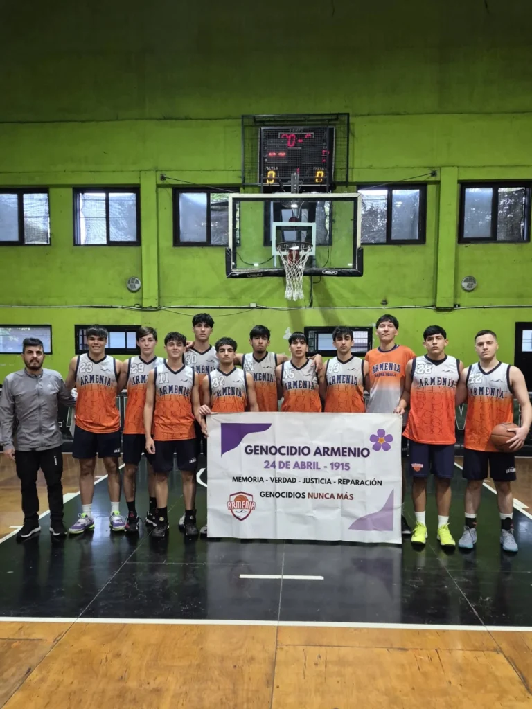 Instagram post from armenia_basquet. This post is in position 0.