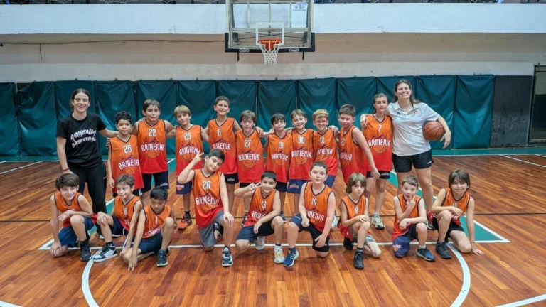 Instagram post from armenia_basquet. This post is in position 10.